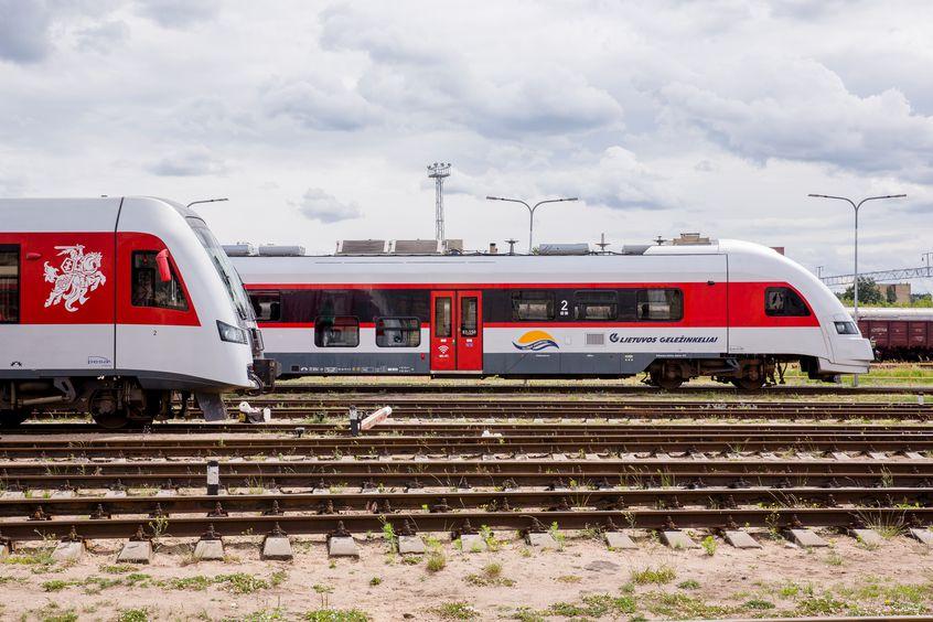Vasarą į pajūrio kurortus vėl važiuos „Pajūrio ekspresas“