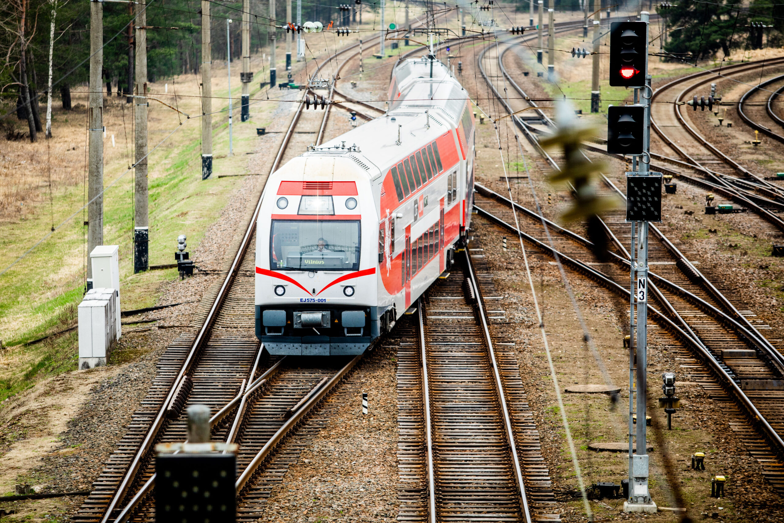 Apklausa: du trečdaliai gyventojų mieliau rinktųsi elektra varomą transportą