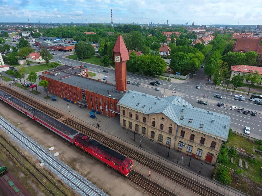 „LTG Infra“ vertins galimybes centrinę Klaipėdos stotį palikti keleiviniams traukiniams