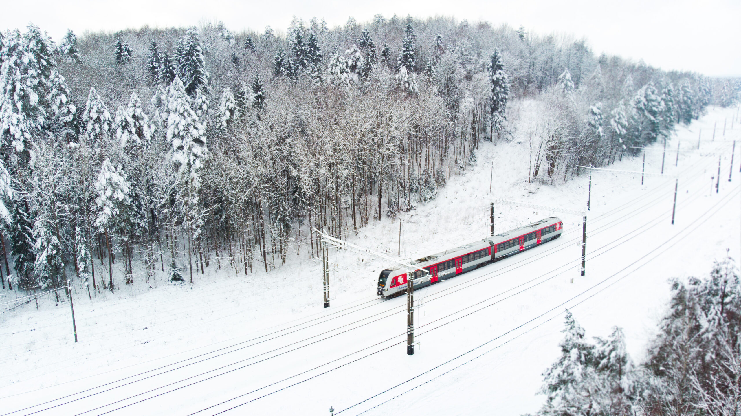 Nuo pirmadienio dėl geležinkelio elektrifikacijos darbų keisis dalies traukinių eismas: atnaujinta informacija