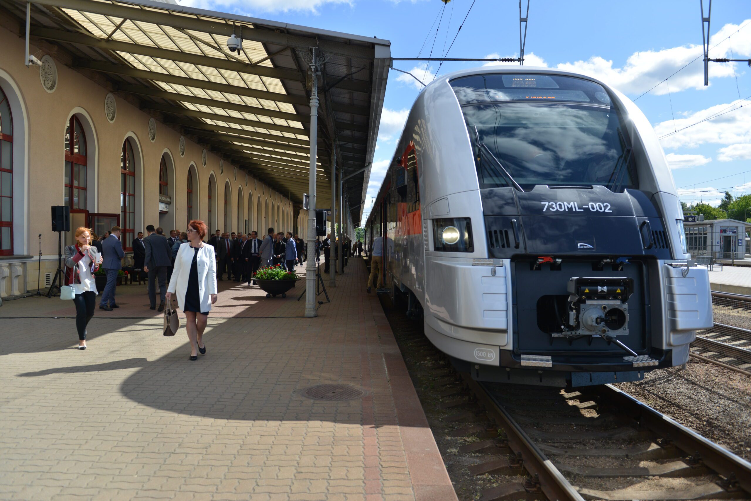 Patogesnės Vilniaus geležinkelio stoties link: pradedami laukiamosios salės remonto darbai, laikinai keisis patekimo į Vilniaus geležinkelio stotį tvarka