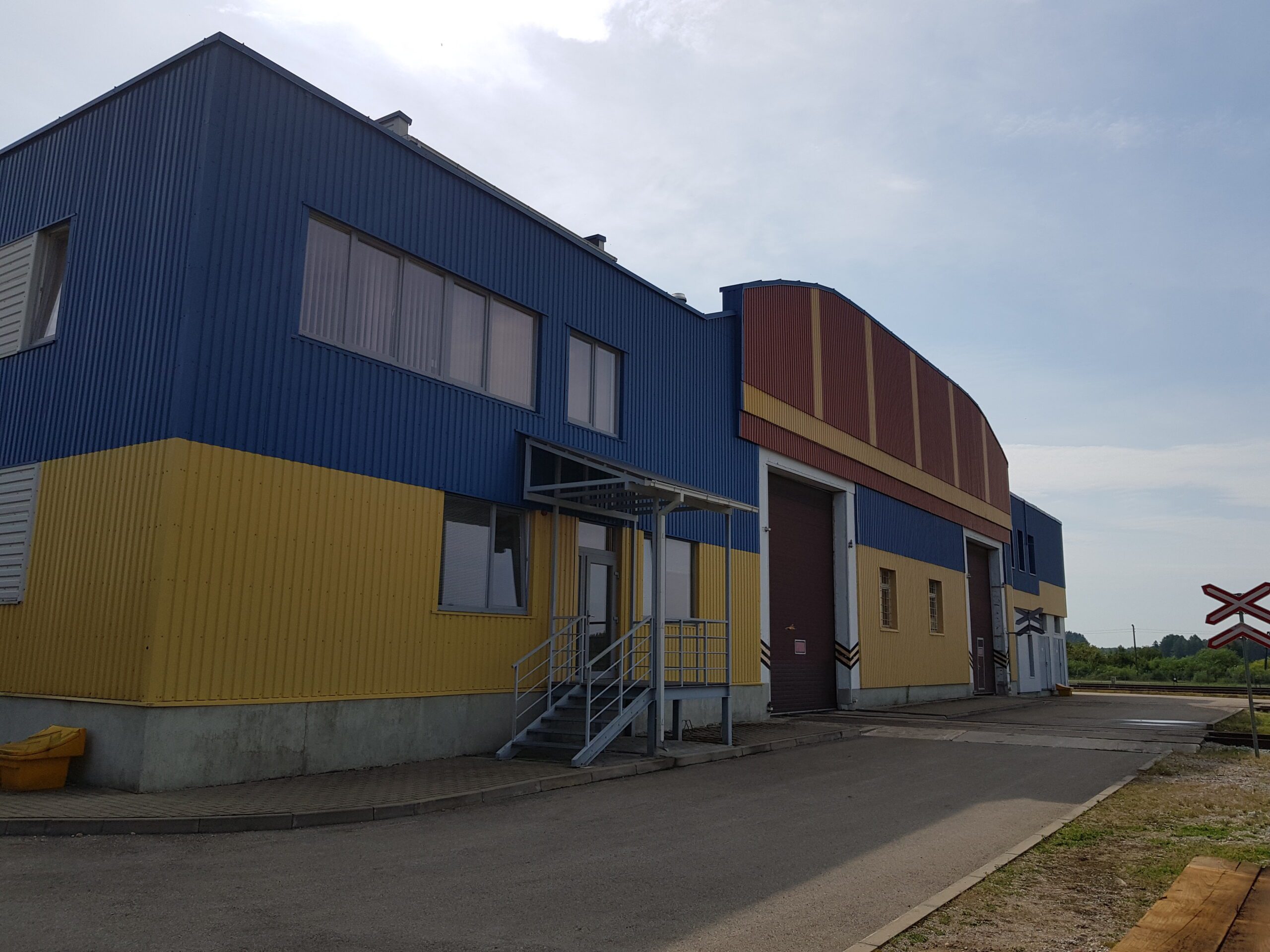 805,66 kv. m. gamybinio-administracinio pastato, sandėliavimo patalpų (unik. 2198-5008-4019), esančių adresu Kairių g. 2, Klaipėdoje, nuomos aukcionas VGIN-563