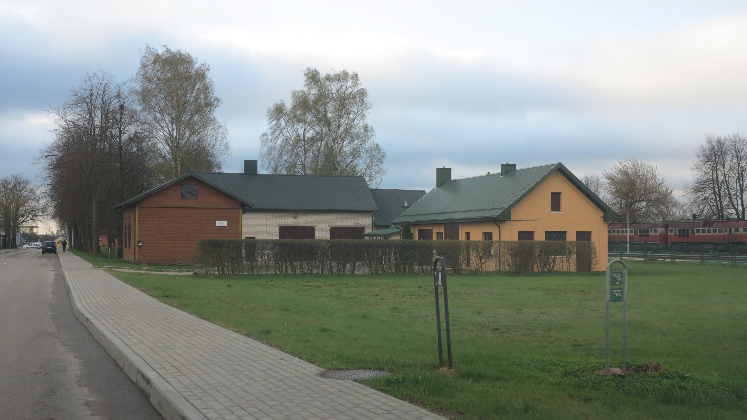 Radviliškio m., Laisvės al., biuro, paslaugų, sandėliavimo, gamybinės paskirties patalpos nuomai