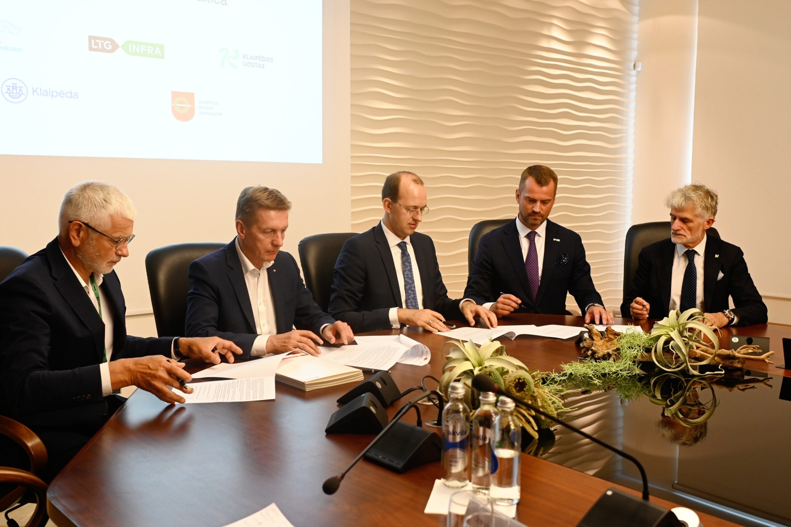 Agreement reached on the extension of the new European rail line to Klaipėda