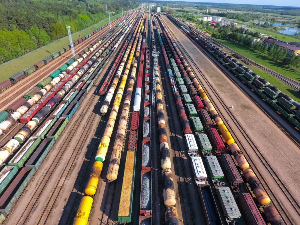 „LTG Infra“ pristato naują paslaugą – klientų paraiškas vežti krovinius ar keleivius priims 24/7