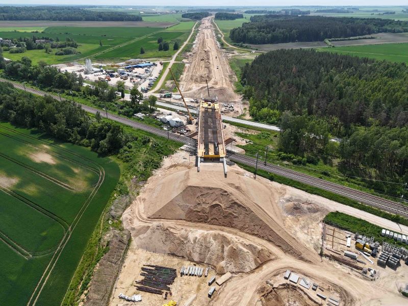 Ilgiausio Baltijos šalyse – 1,5 km – tilto, kuriuo bus tiesiama „Rail Baltica“, statytojams teko įveikti technologinius iššūkius