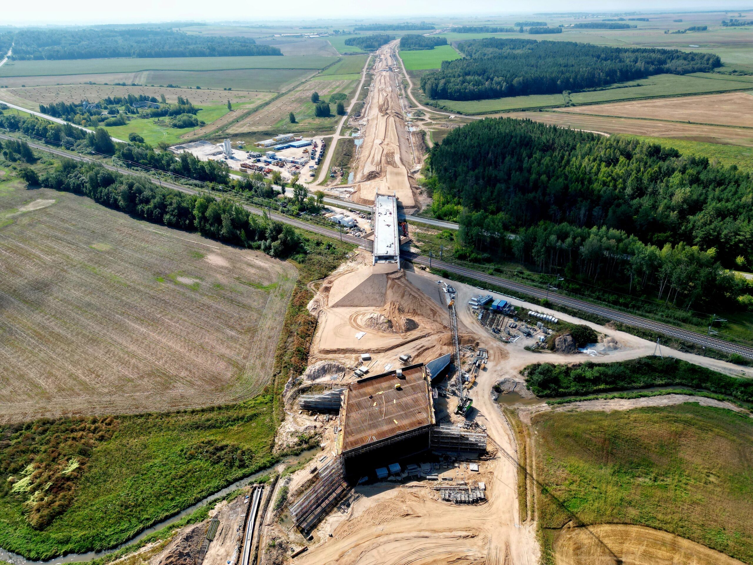 Contract signed for the construction of an additional 17.1 km Rail Baltica section