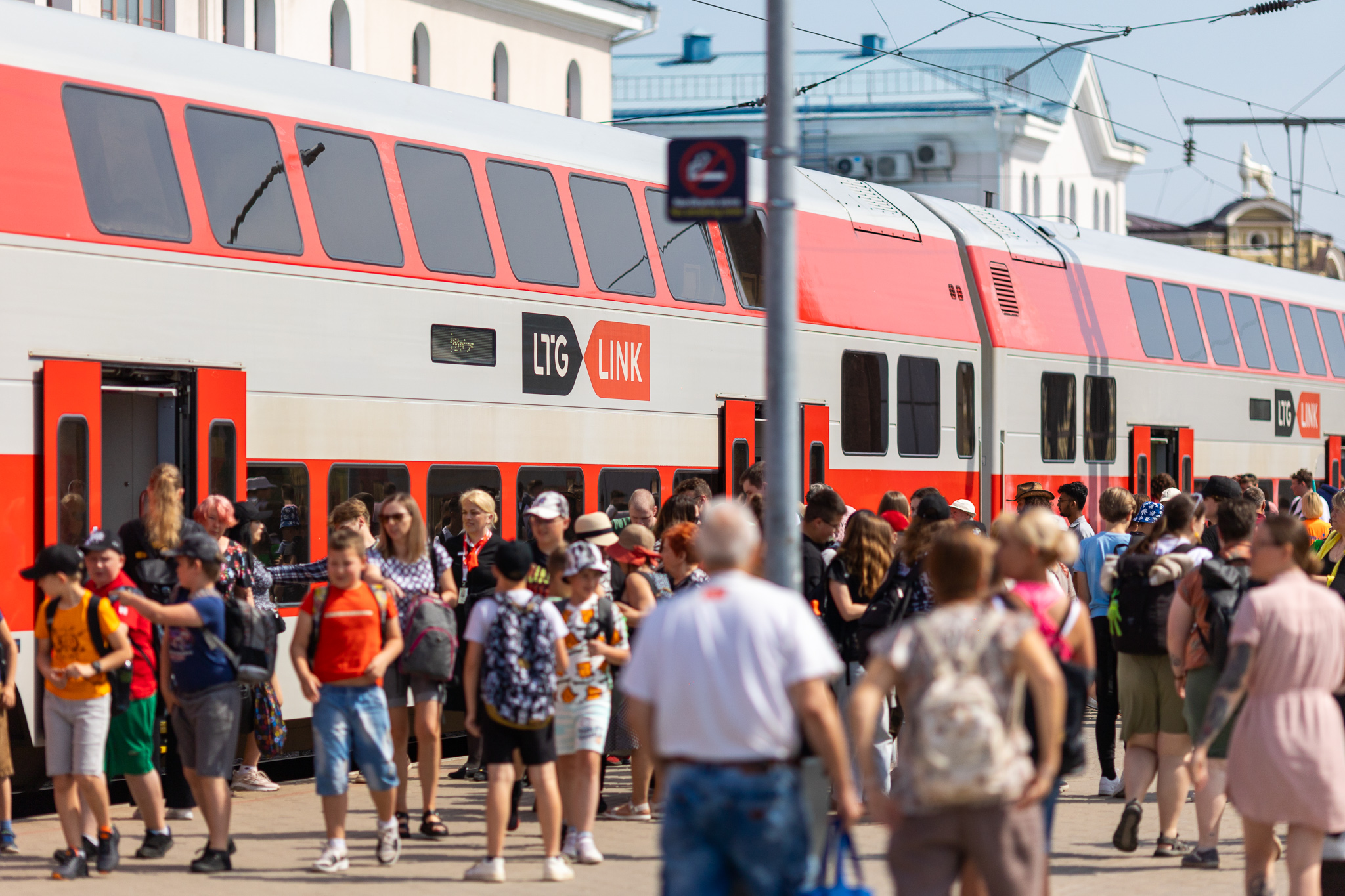 „LTG Link“ kviečia šeimas traukiniu keliauti kasdien – bilietai perpus pigesni