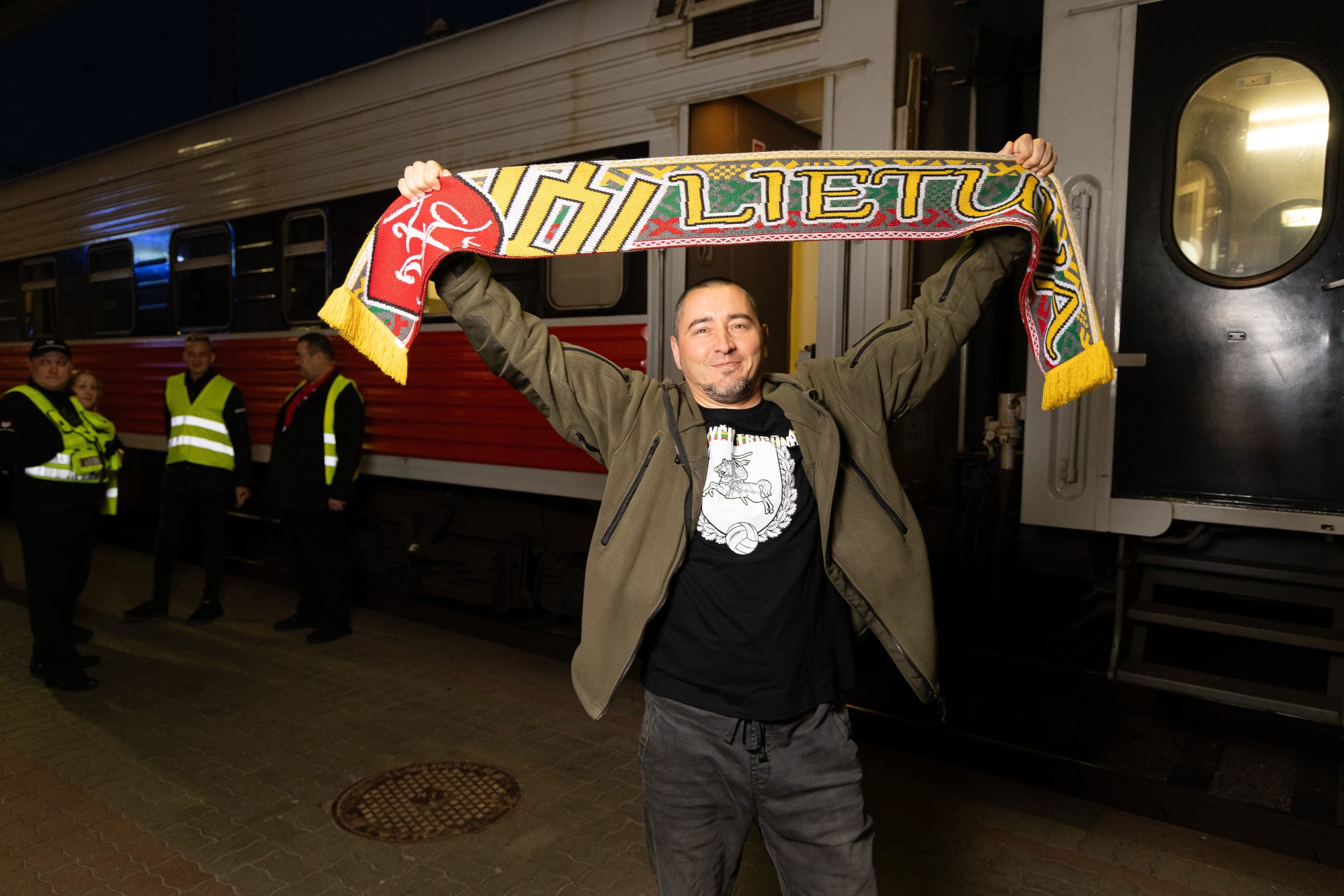 After almost 20 years, the LTG Link night train has departed, carrying football fans to Tallinn