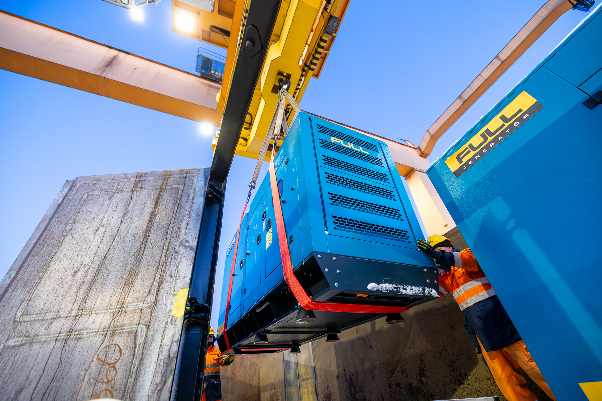 Generators donated by Lithuania to Ukraine successfully reached the ...
